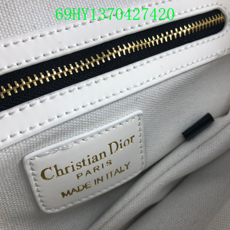 Christian Dior Luxury - The Tote   447