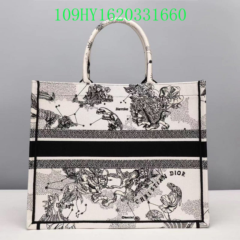 Christian Dior Luxury Bag - The Tote   312