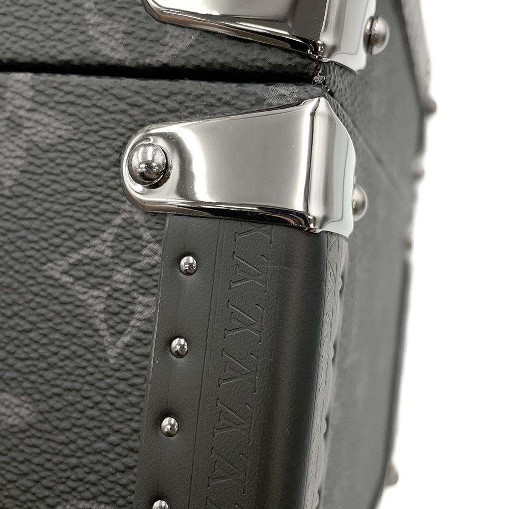 LOUIS VUITTON Coffret Accessoires NoirM44127 Monogram Eclipse