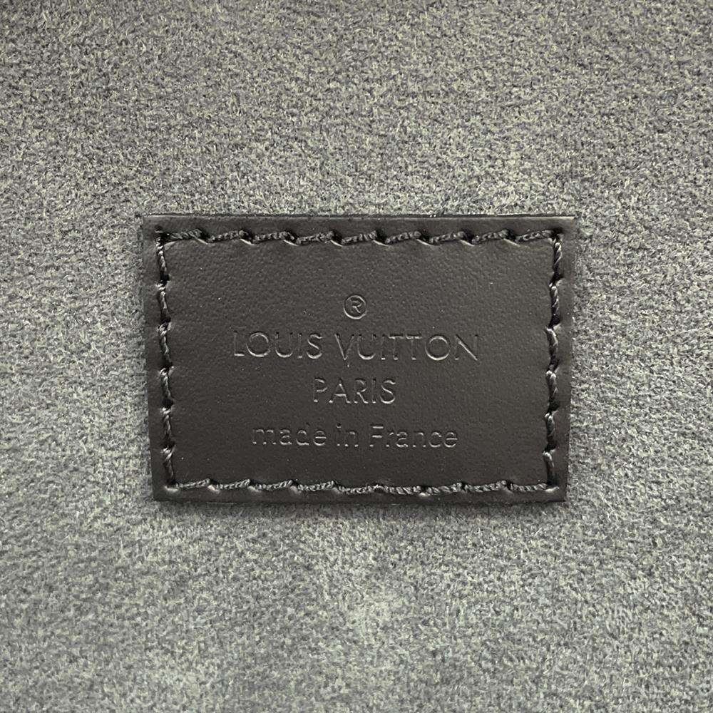 LOUIS VUITTON Coffret Accessoires NoirM44127 Monogram Eclipse