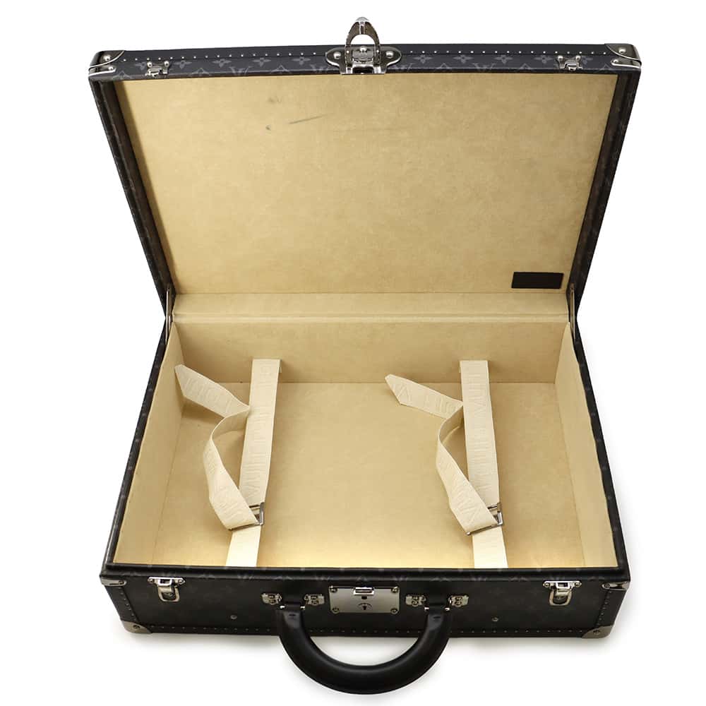 LOUIS VUITTON Alzer Noir Monogram Eclipse Size 55