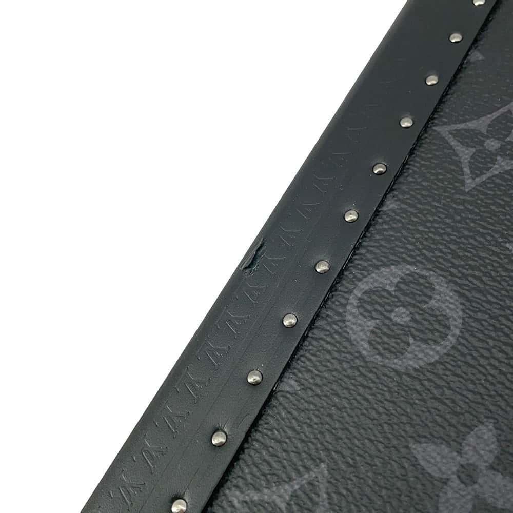 LOUIS VUITTON Alzer Noir Monogram Eclipse Size 55