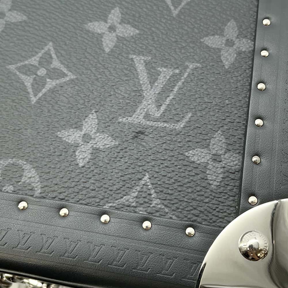 LOUIS VUITTON Alzer Noir Monogram Eclipse Size 65