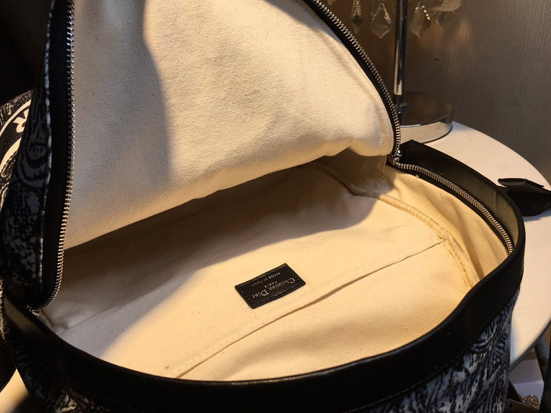 Christian Dior Luxury - The Tote   763
