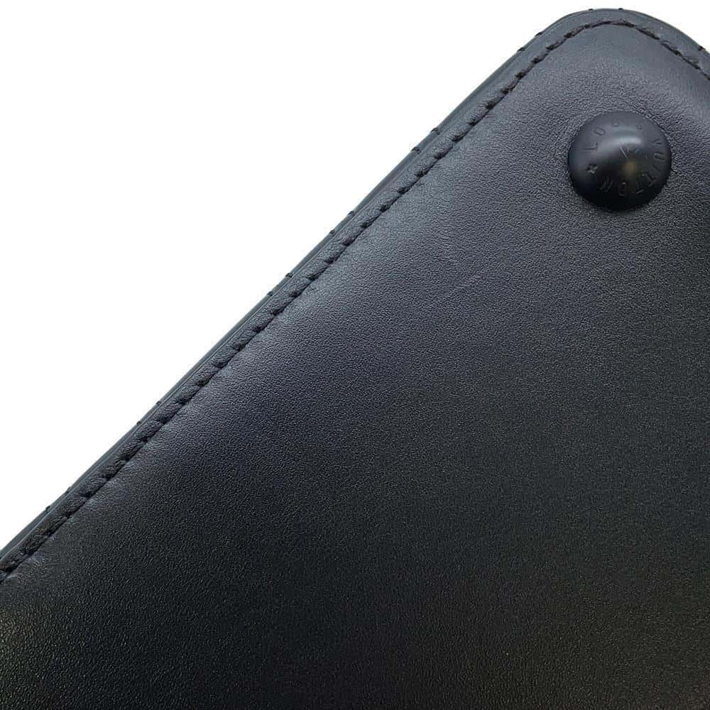 LOUIS VUITTON Arty Capucines Collection Peter Marino NoirM21414 Taurillon Size MM