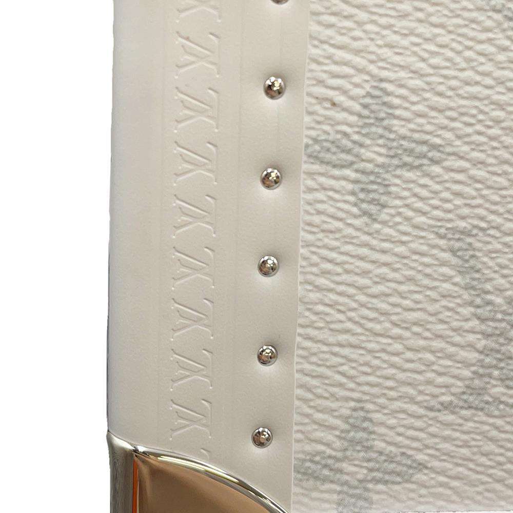 LOUIS VUITTON Bisten WhiteM30956 Monogram Taiga Leather Size 50