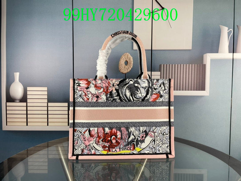 Christian Dior Luxury Bag - The Tote   302