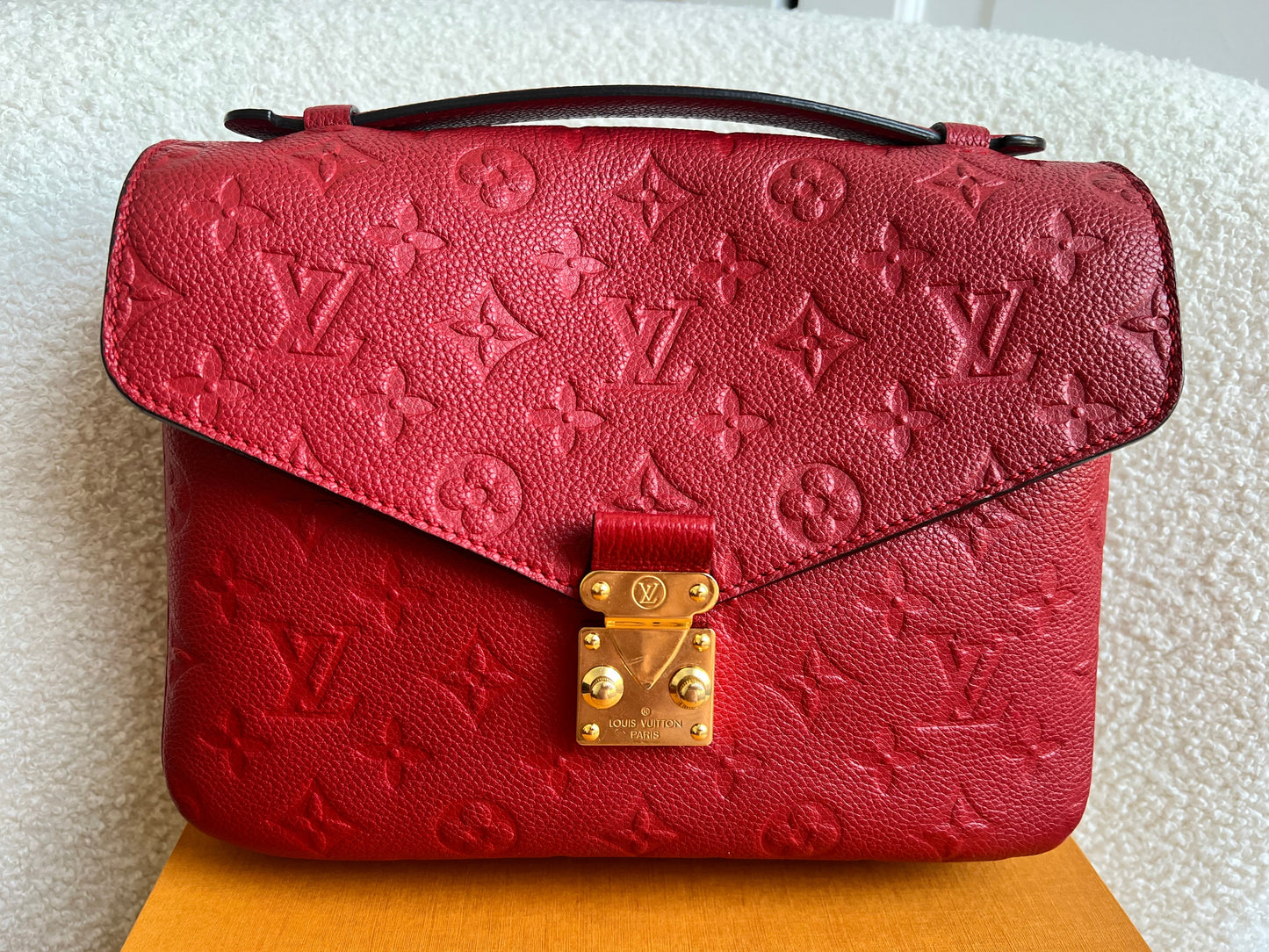 Louis Vuitton Pochette Metis Red Empreinte (RRP £2,130)