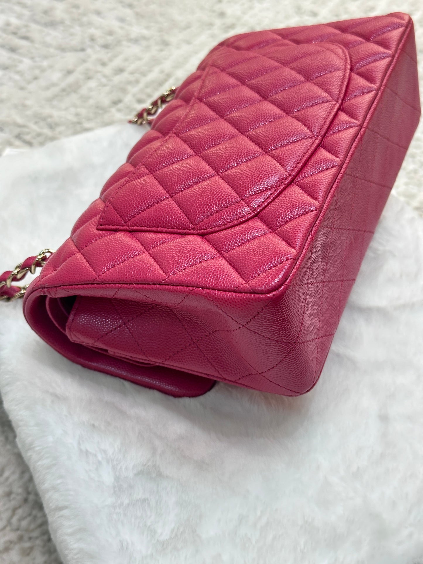 CHANEL Small Classic Double Flap Caviar Quilted Red GHW 