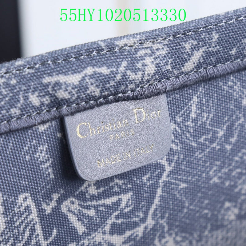 Christian Dior Luxury Bag - The Tote   212