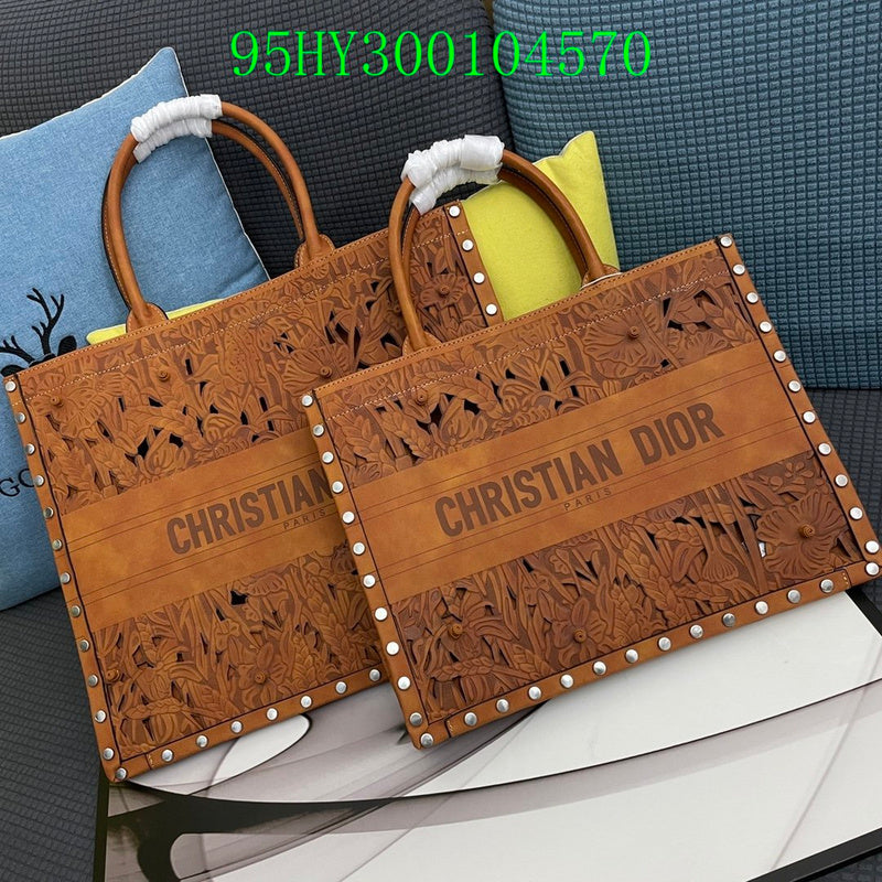 Christian Dior Luxury Bag - The Tote   315