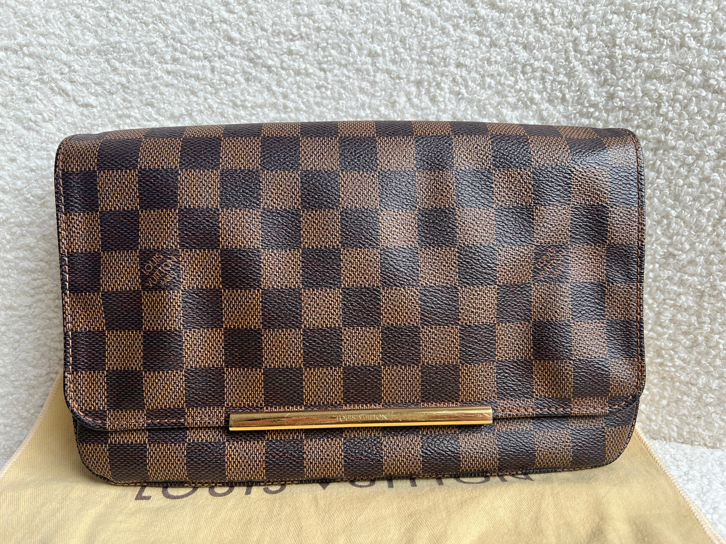 Louis Vuitton Hoxton PM Damier Ebene