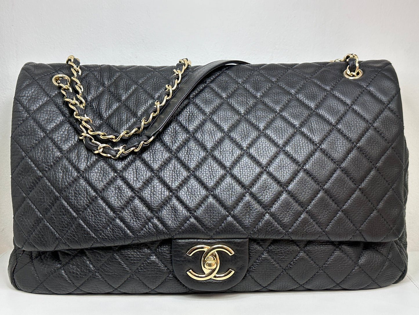 Chanel 2017 Calfskin Quilted XXL Travel Flap shoulder bag Black GHW 2382 holo card