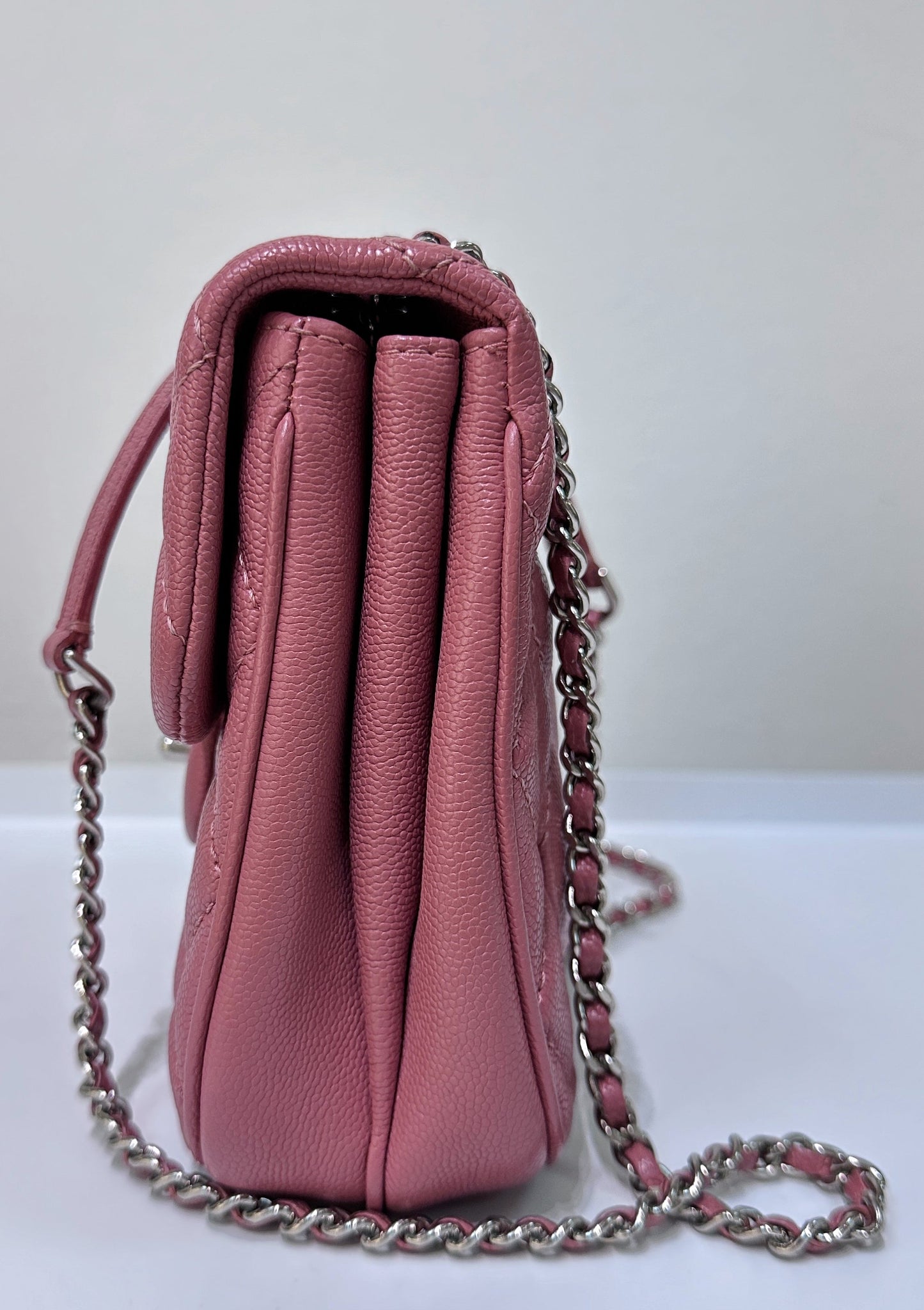 CHANEL Caviar Quilted Small Urban Companion Flap Pink
