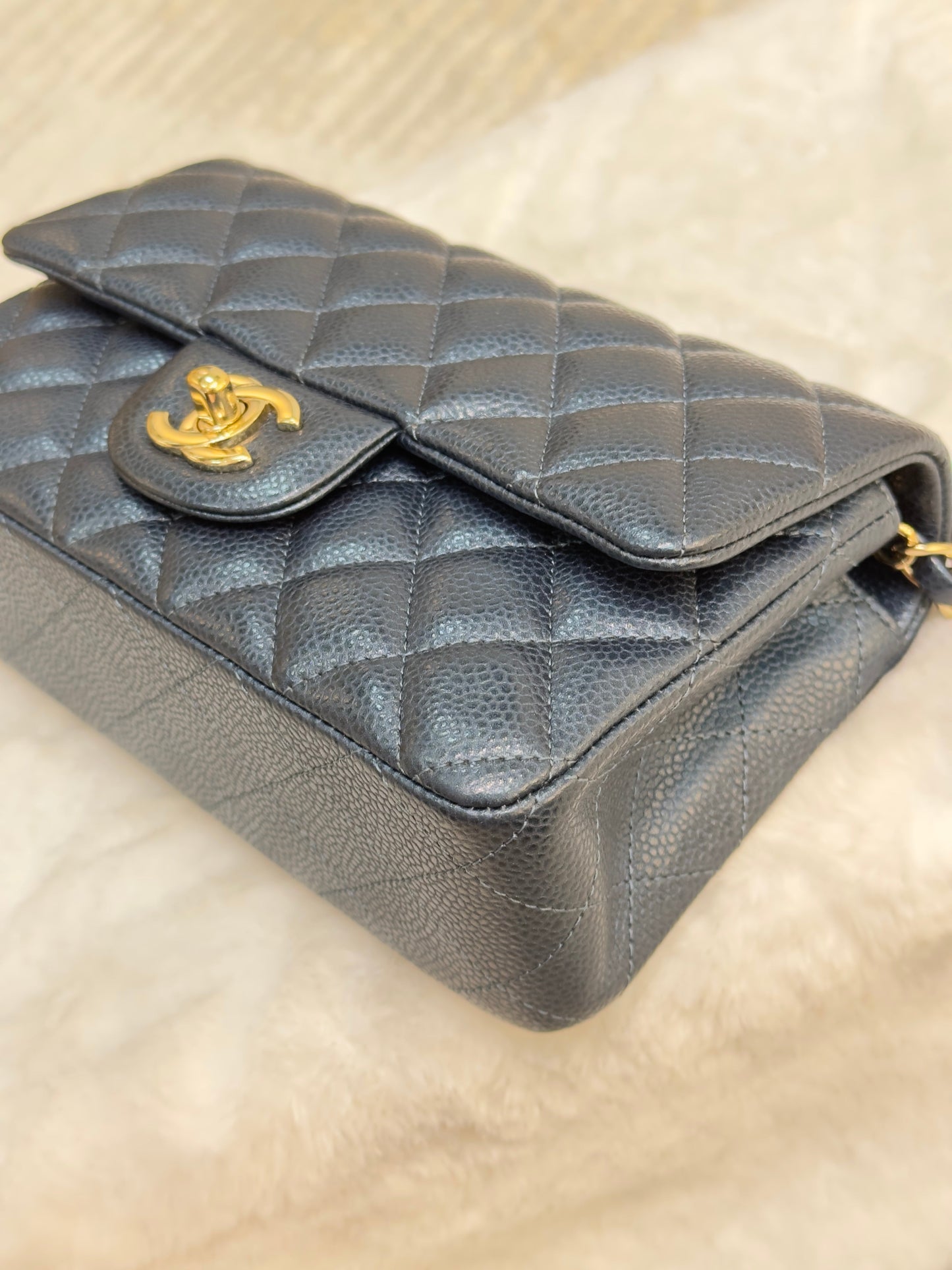 CHANEL Pearly Caviar Quilted Mini Rectangular Flap Navy Blue 18S