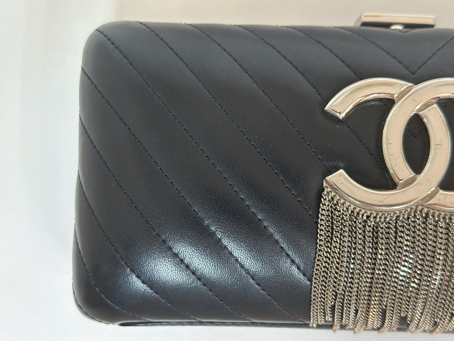 Chanel Chevron Metallic Fringe Clutch 2572 holo card