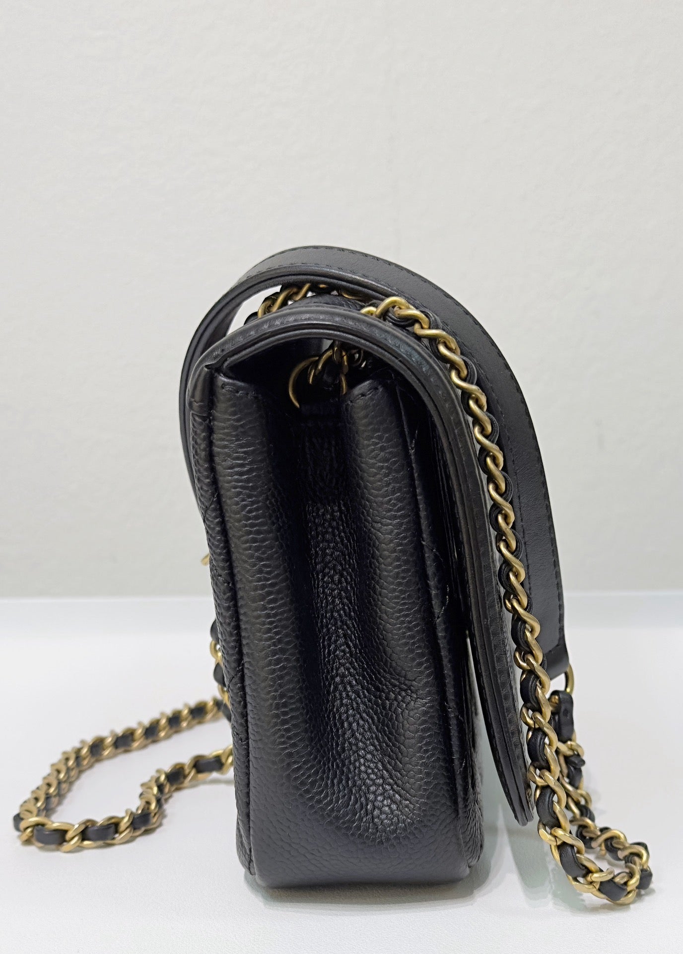 Chanel Small Caviar Quilted CC Filigree Flap Black GHW 2478 holo card