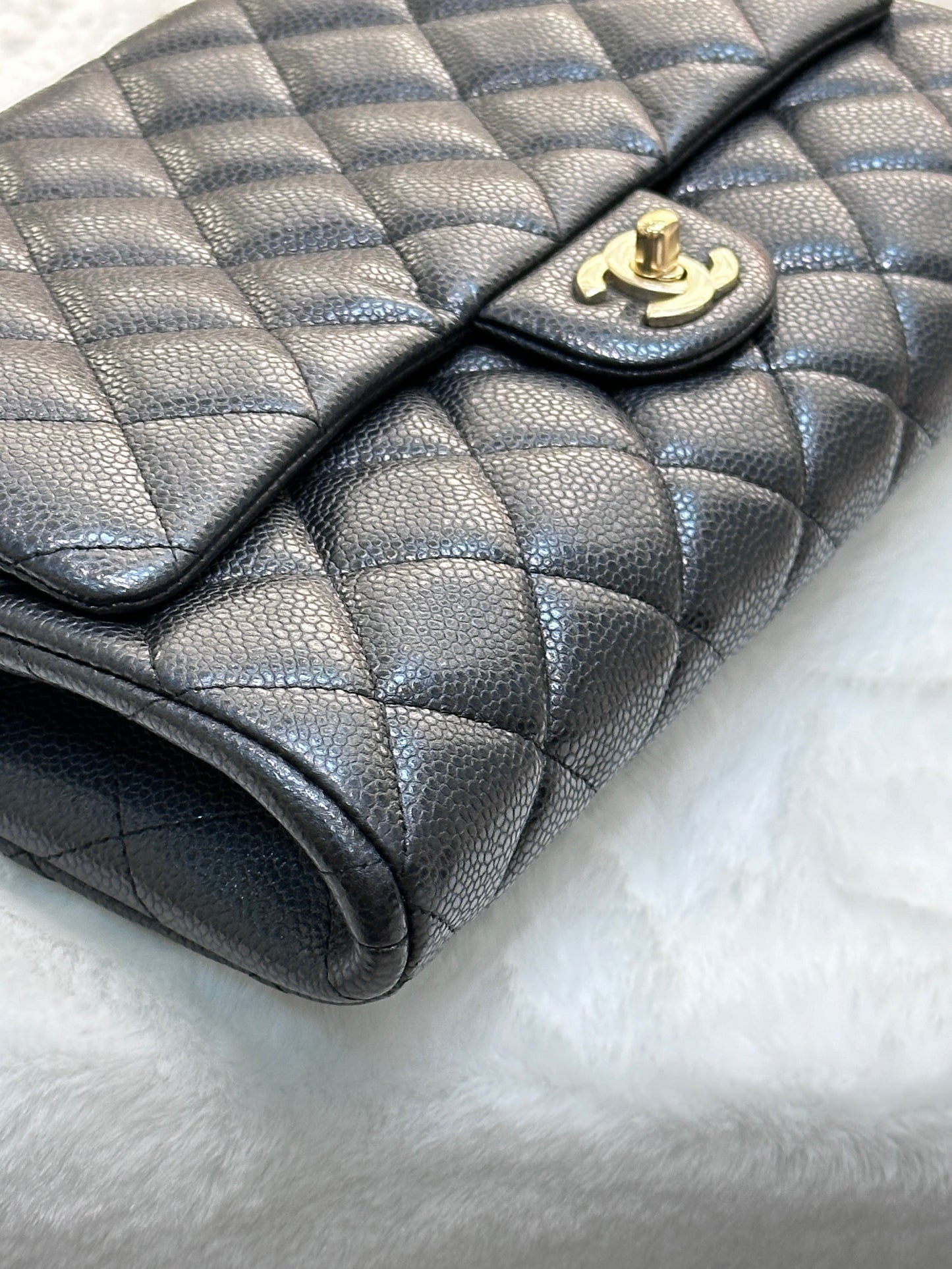 CHANEL Caviar Quilted Clutch With Chain Flap Black GHW