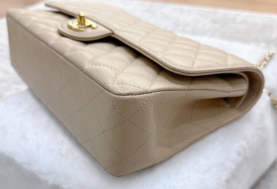 Chanel Classic Flap Medium Beige Clair GHW Caviar
