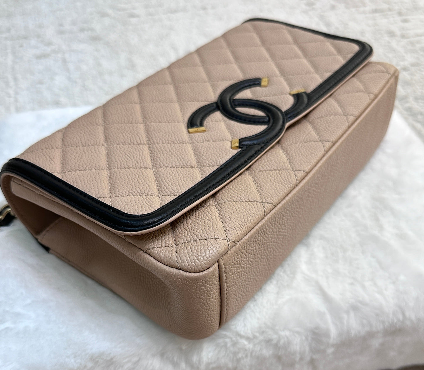 CHANEL Caviar Quilted Medium CC Filigree Flap Beige Black