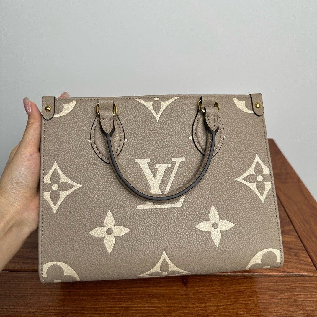 LOUIS VUITTON ON-THE-GO PM