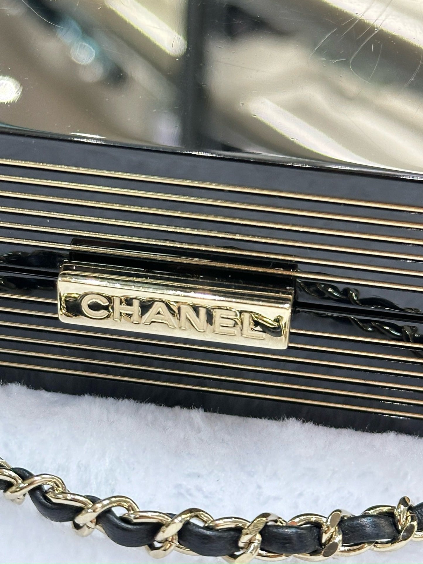 Chanel Plexiglass Pearl Playing Card Casino Minaudiere Clutch Black GHW