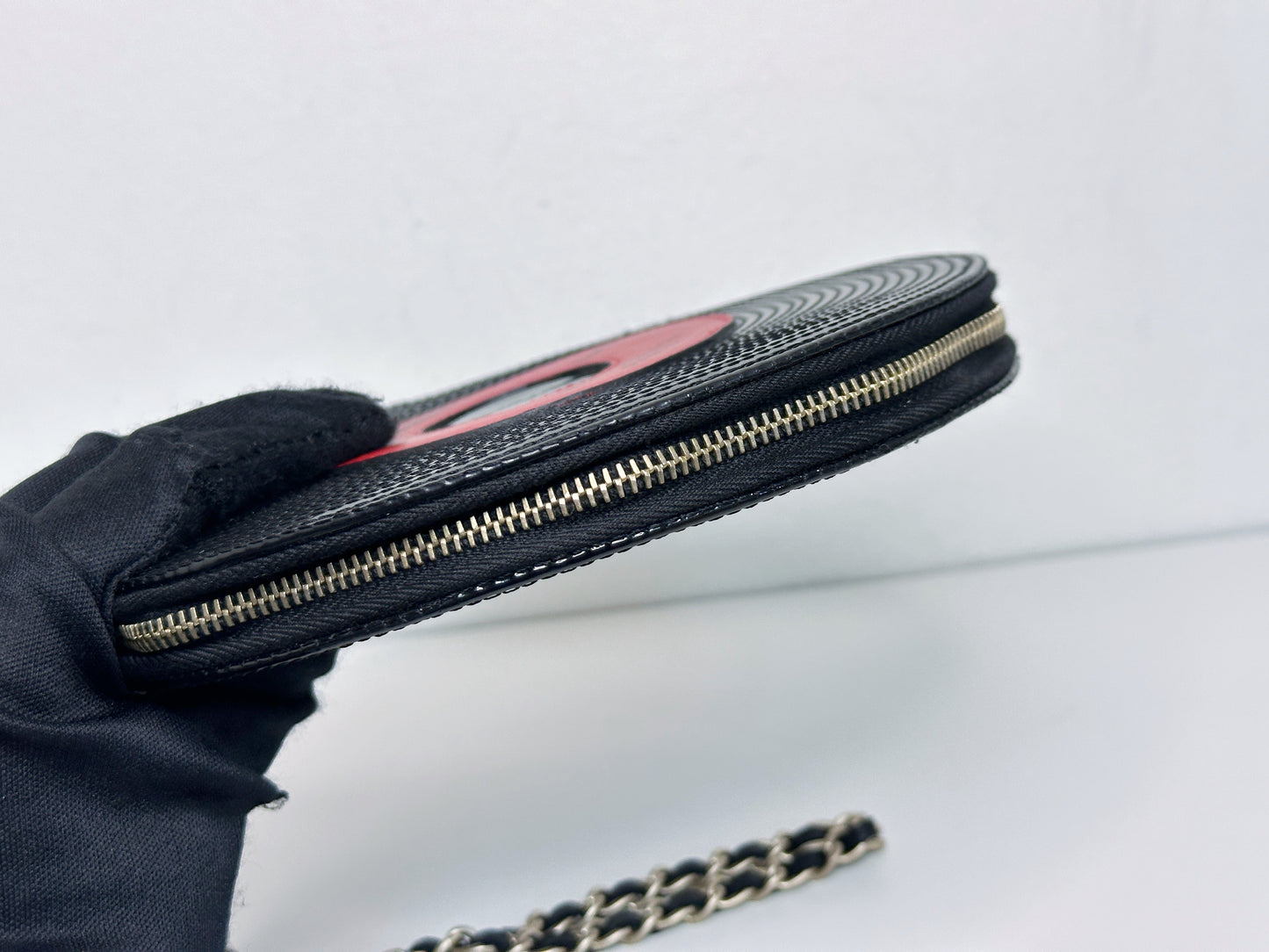 Chanel Record Chain Bag in Patent Leather Black Red 8954 holo