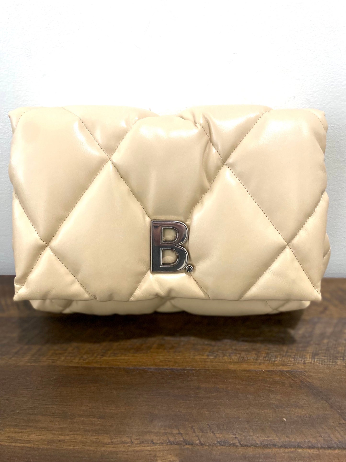 BALENCIAGA NAPPA CALFSKIN QUILTED TOUCH B PUFFY CLUTCH