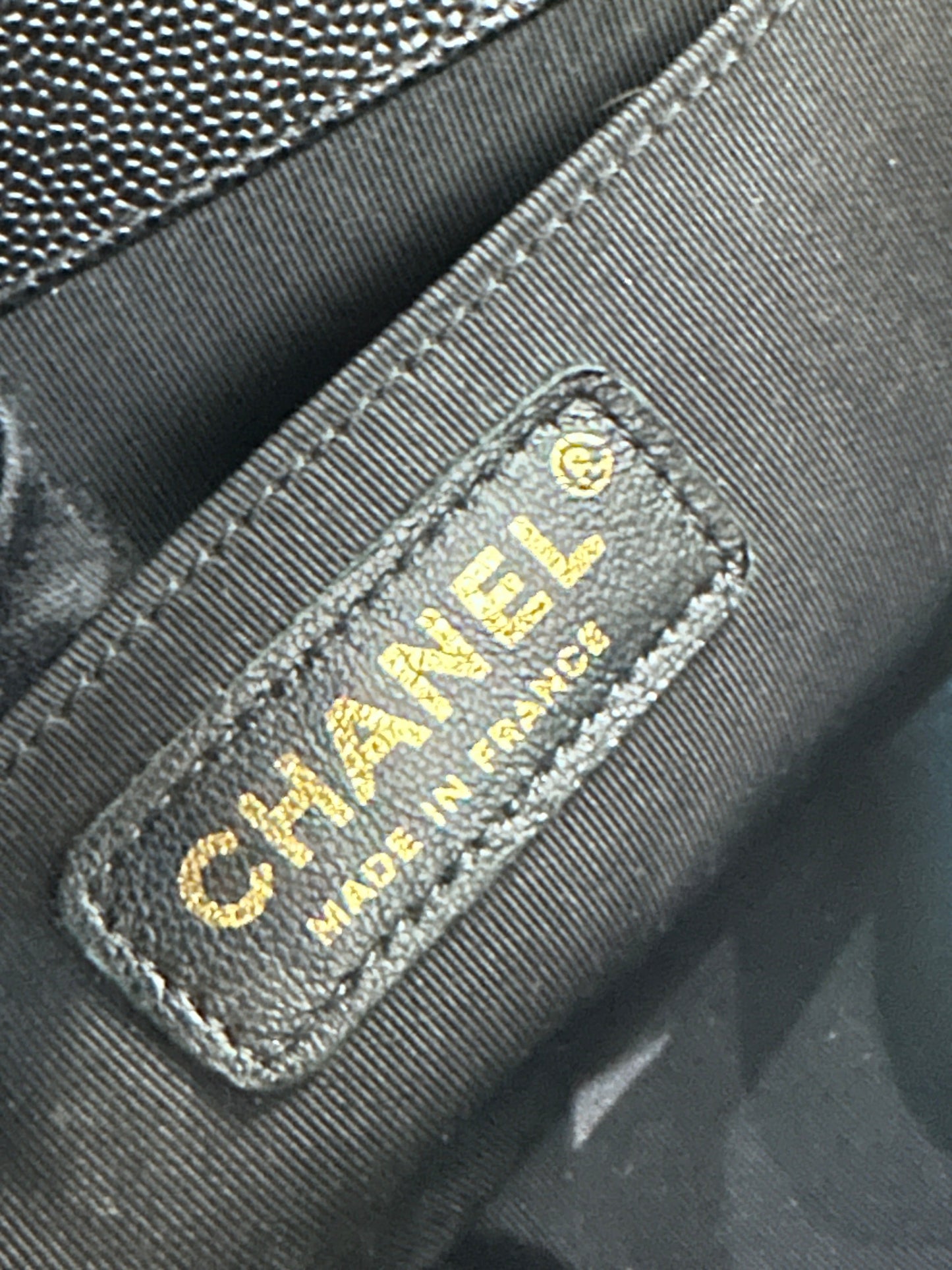 Chanel Medium Boy Bag Black Caviar GHW
