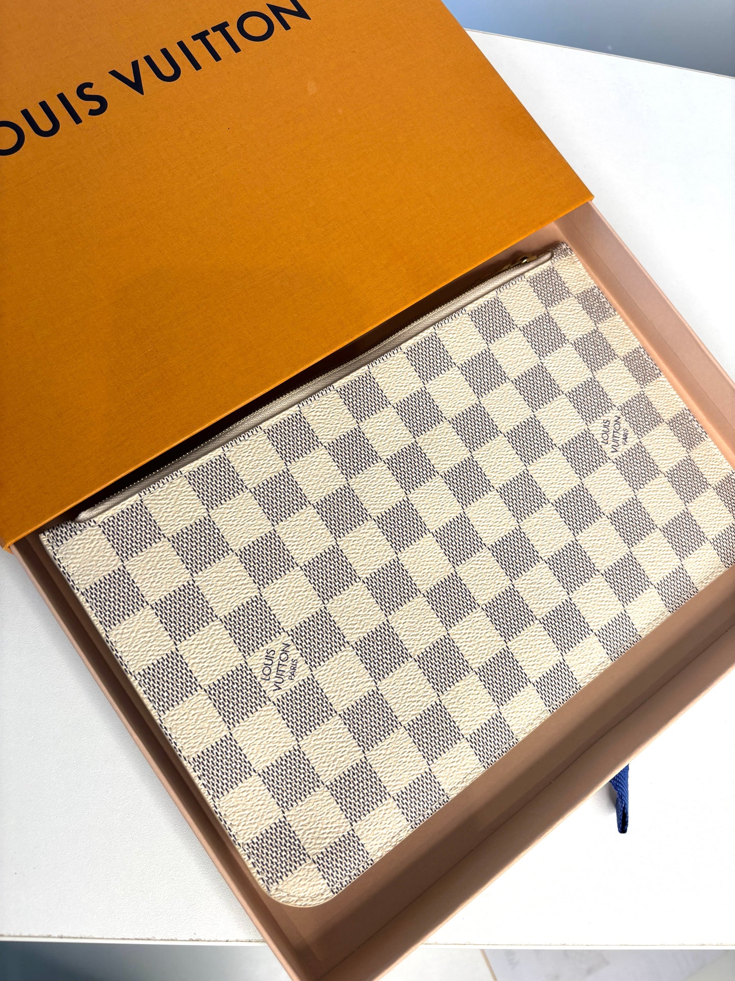 Louis Vuitton Neverfull Damier Azur Pouch Pochette Clutch Bag