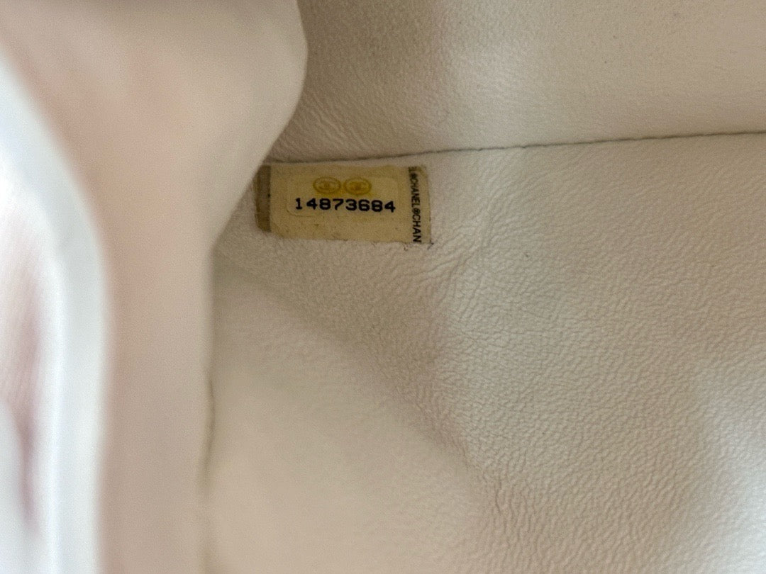 Chanel White Caviar Medium Classic 2.55 Double Flap Bag