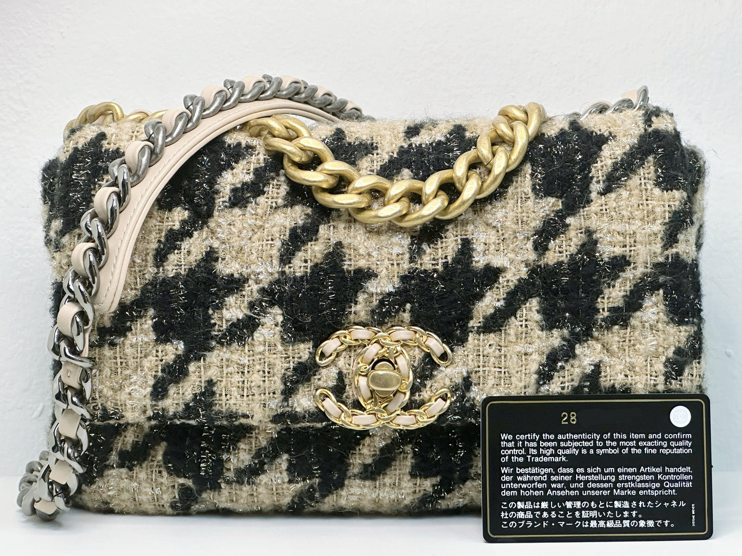 CHANEL 19K HOUNDSTOOTH TWEED 19 Small BEIGE/BLACK 2877 holo card