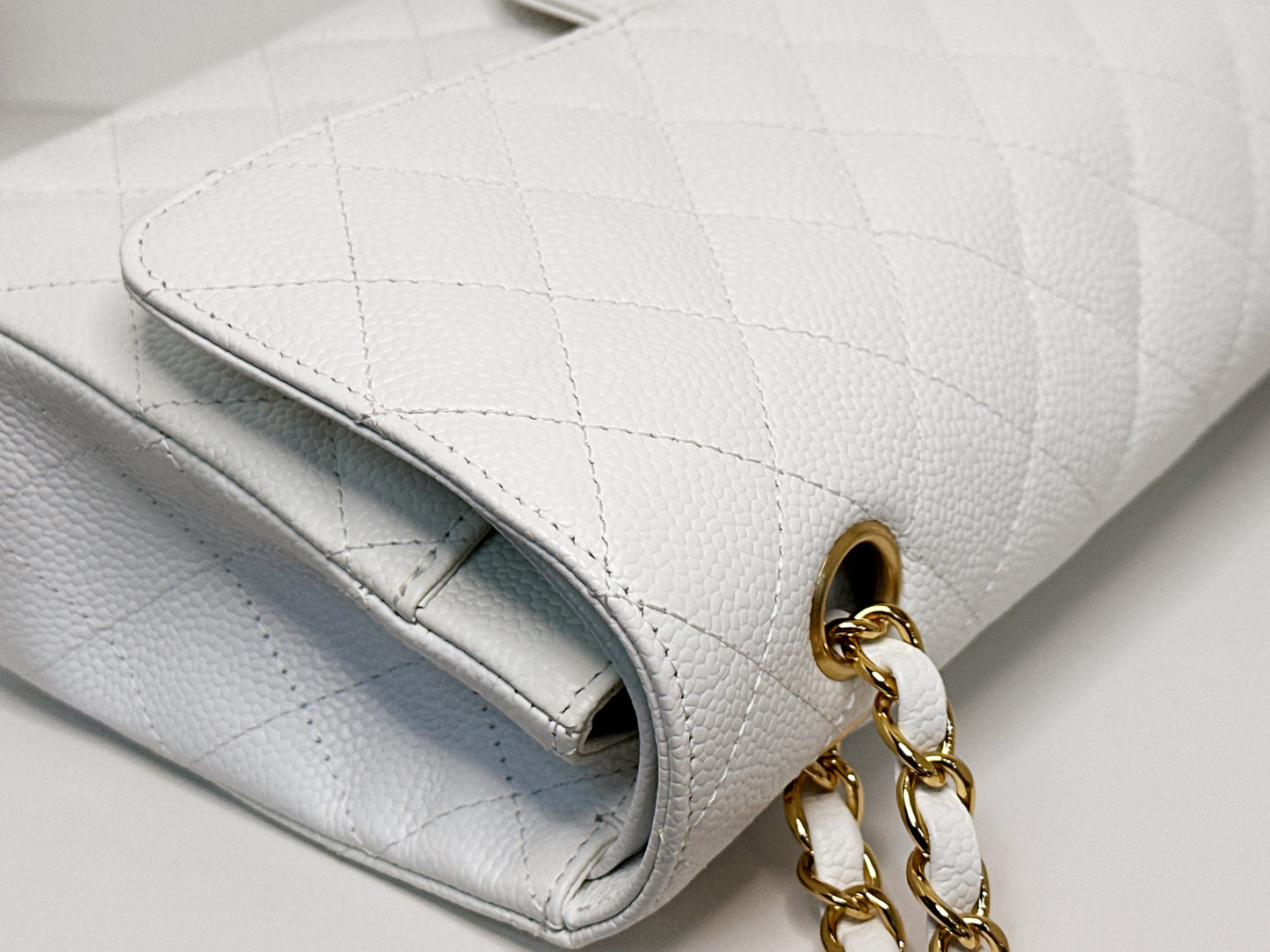 Chanel White Caviar Medium Classic Double Flap Bag 1350 holo card