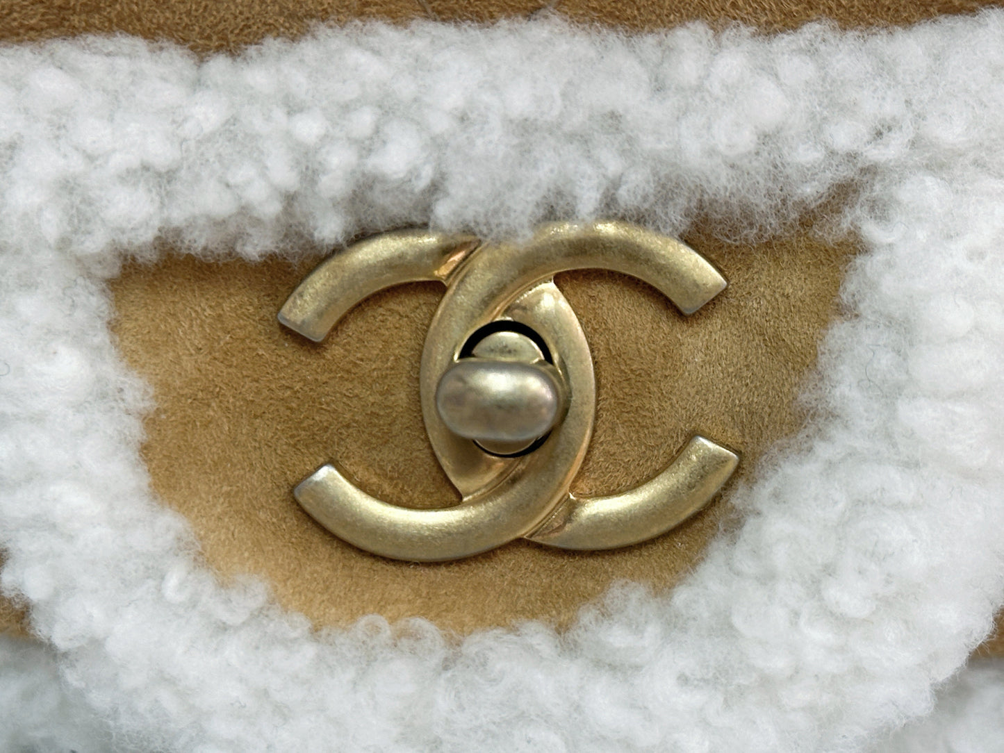 Chanel Medium Shearling Coco Neige Flap holo card 264