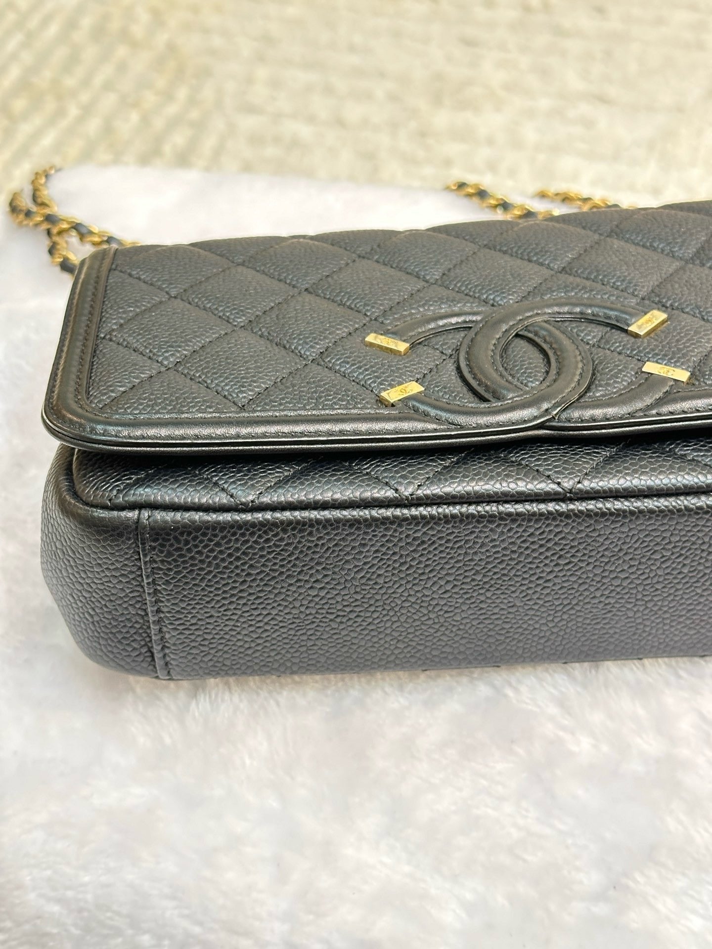 Chanel Small Caviar Quilted CC Filigree Flap Black GHW 2478 holo card