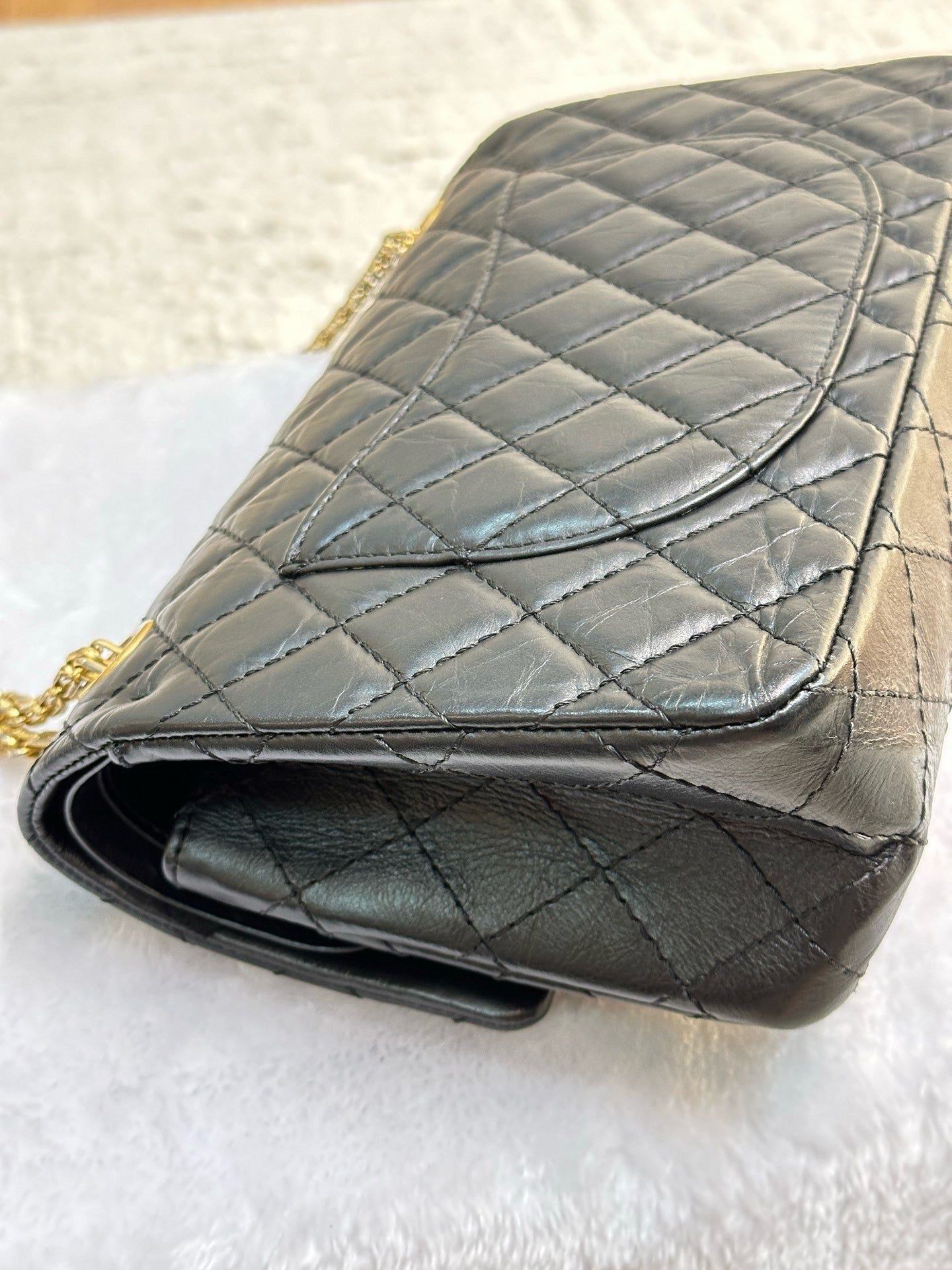 Chanel Small 2.55 Reissue Aged Calfskin Lucky Charms 225 Flap Black GHW