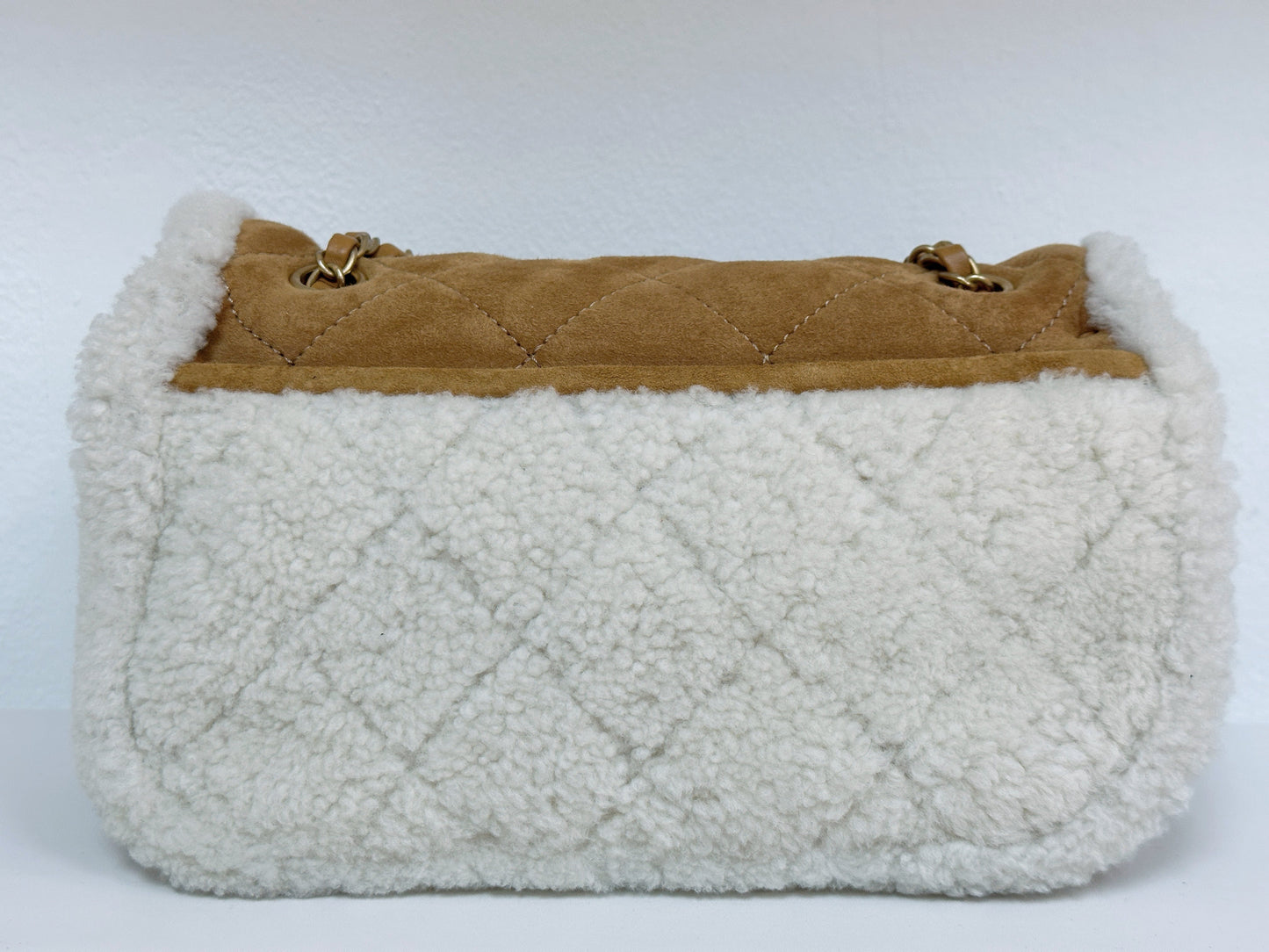 Chanel Medium Shearling Coco Neige Flap holo card 264