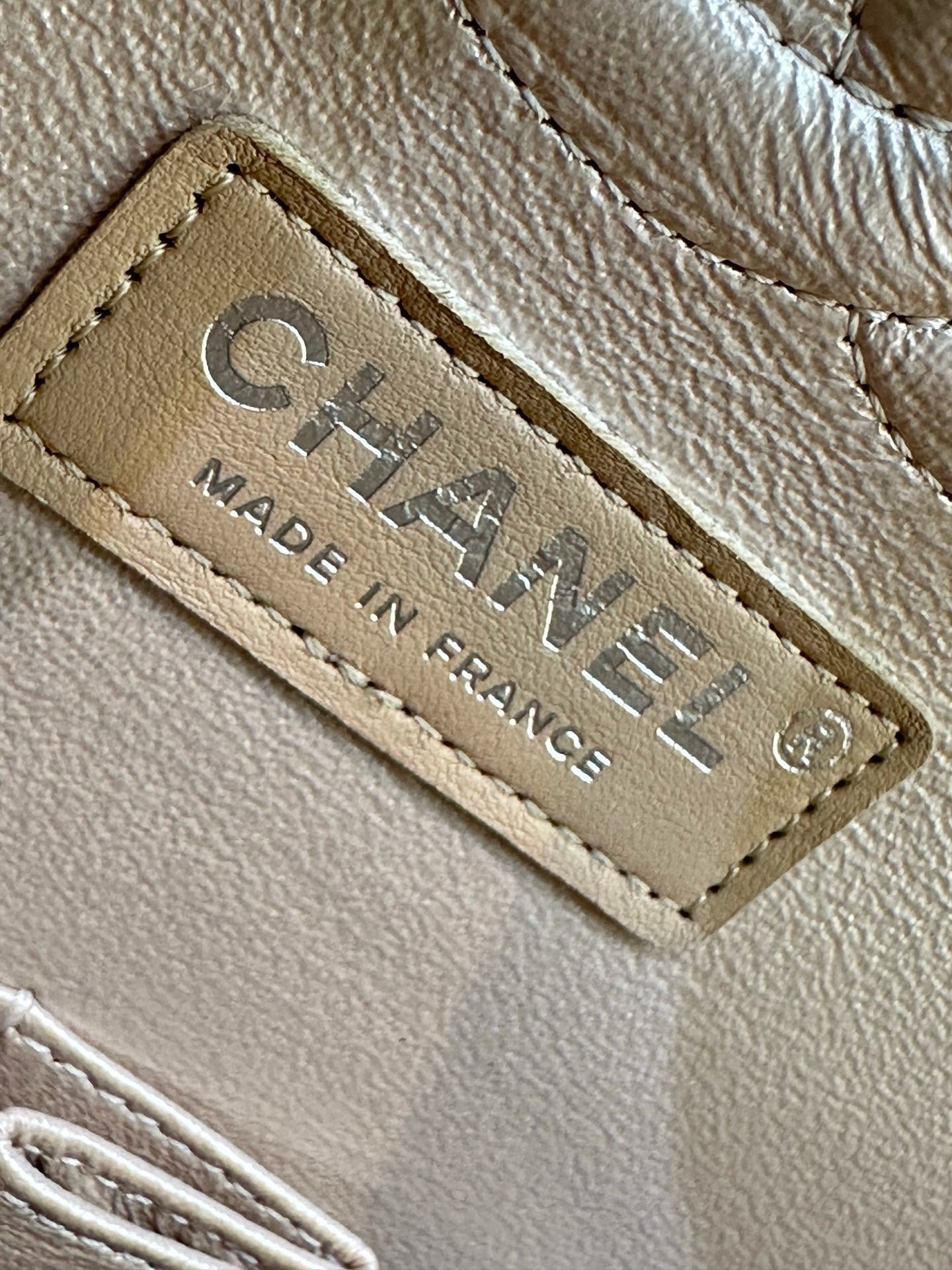 Chanel Medium Classic Chevron Caviar Double Flap 17B Rose Gold SHW
