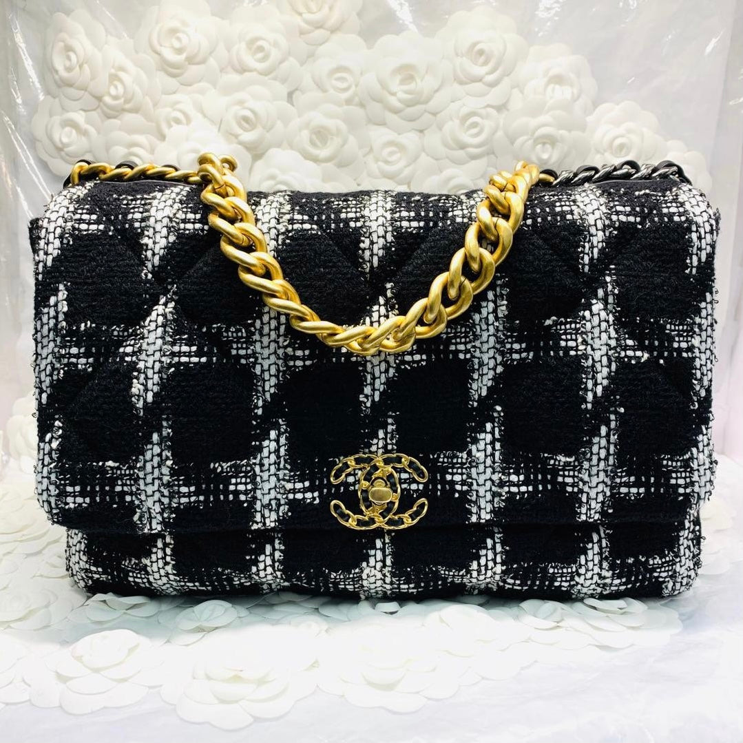 Chanel 19 Black & White Tweed