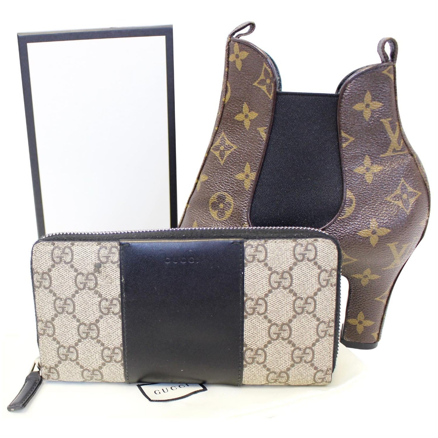 GUCCI GG Supreme Monogram Zip Around Wallet Black