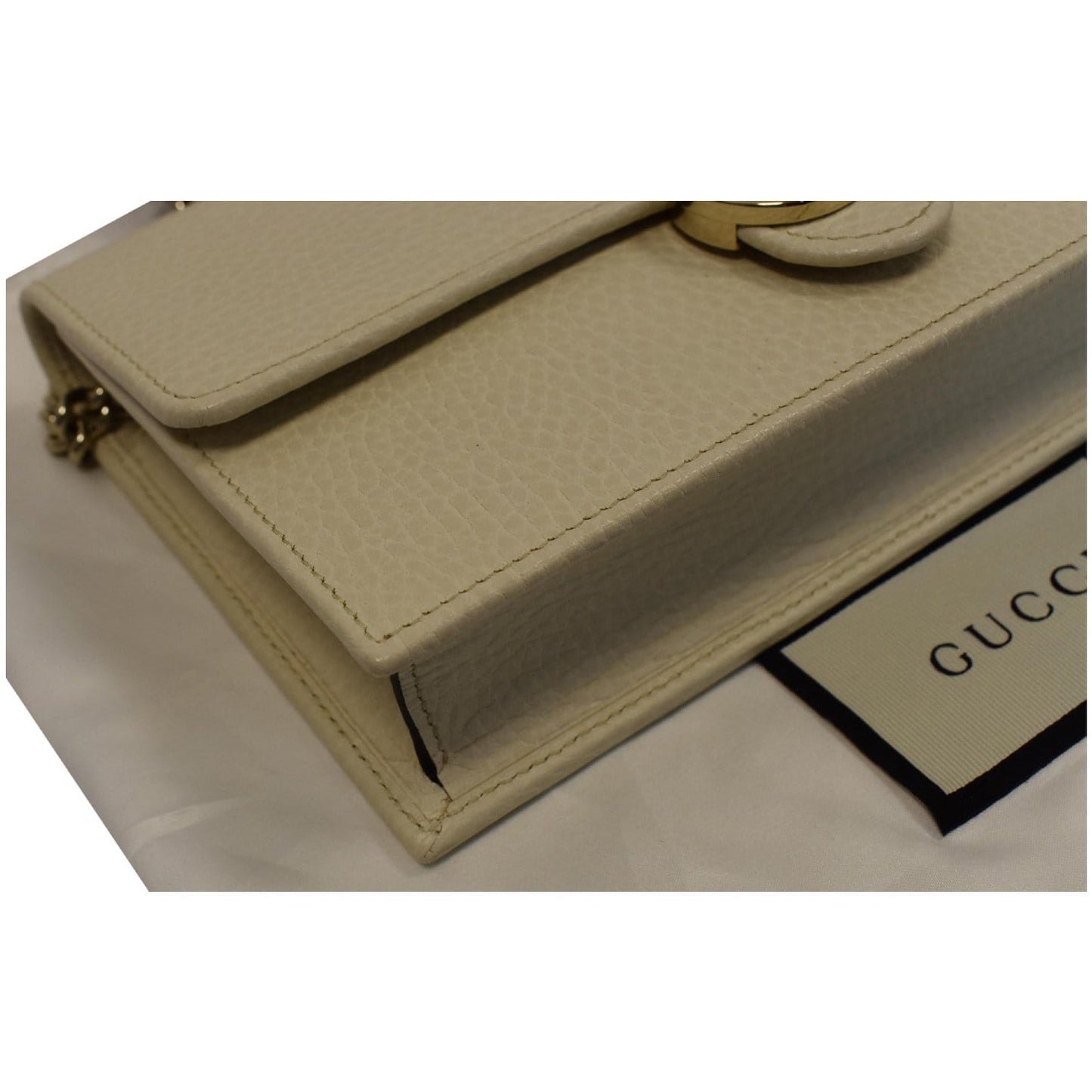 GUCCI GG Interlocking Pebbled Leather Crossbody Bag Ivory 615523