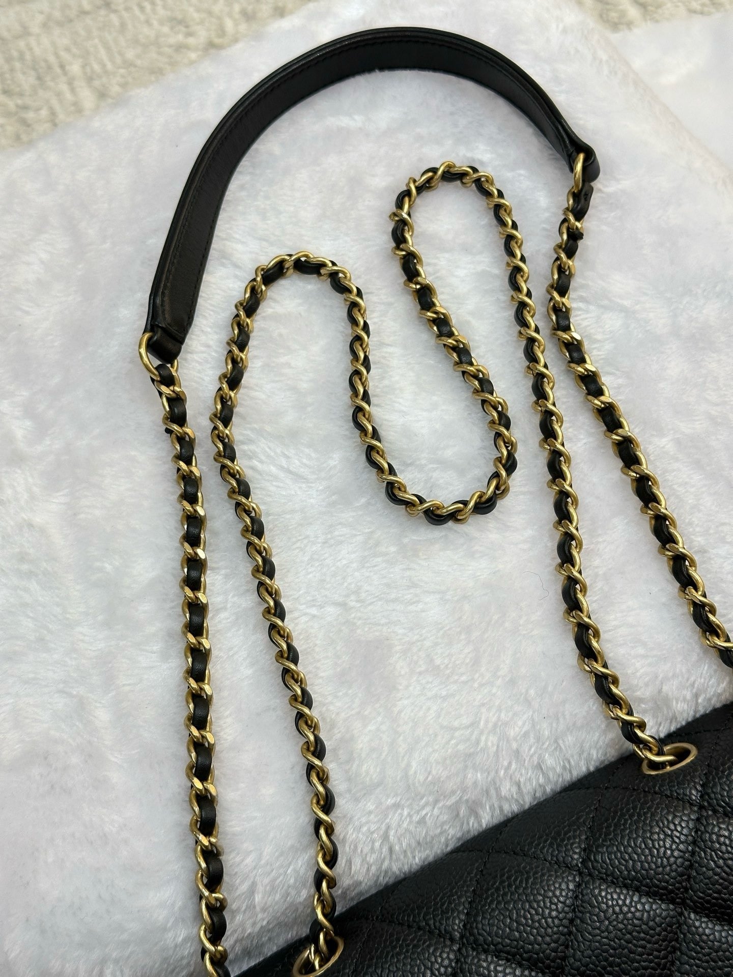Chanel Small Caviar Quilted CC Filigree Flap Black GHW 2478 holo card
