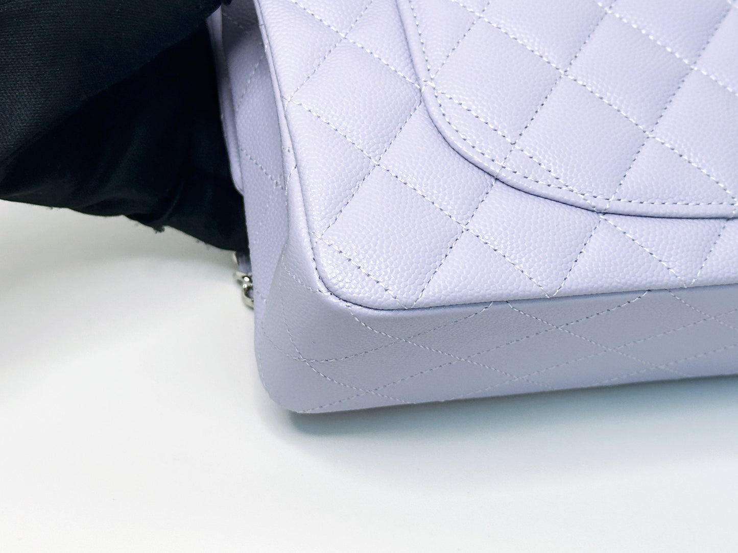 Chanel Small Caviar Quilted Double Flap Lavender 21K SHW UEAA microchip