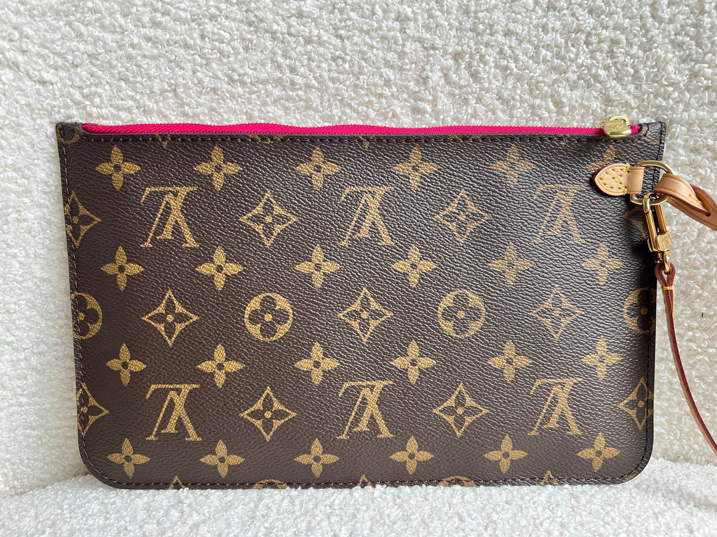 Louis Vuitton Pouch (from Neverfull MM) in Monogram