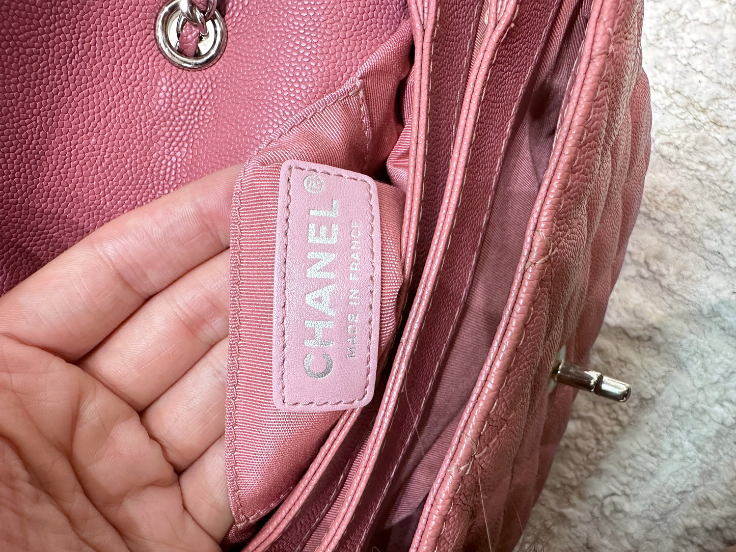CHANEL Caviar Quilted Small Urban Companion Flap Pink