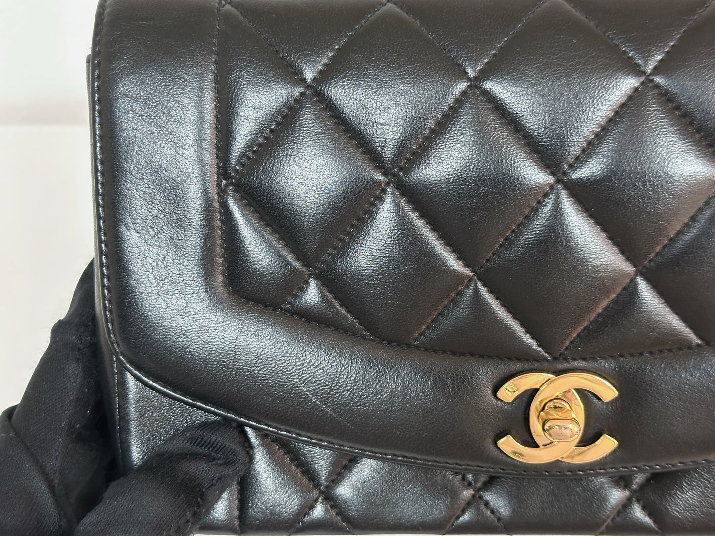 Chanel Small Vintage Diana Lambskin Should Flap Bag Black 3541 holo card