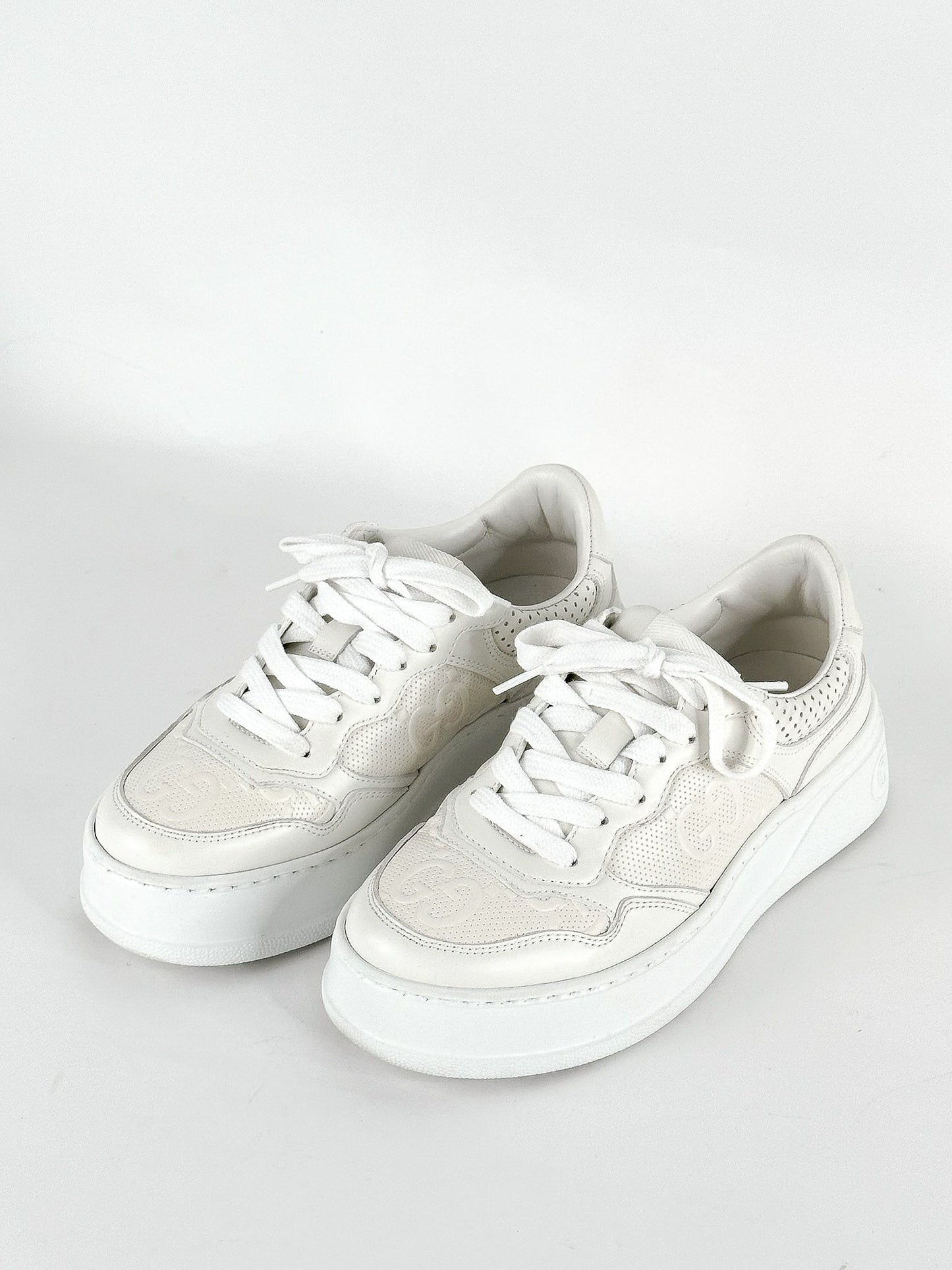 Gucci White Leather GG Embossed Perforated Leather Trainers Sneakers Size 35