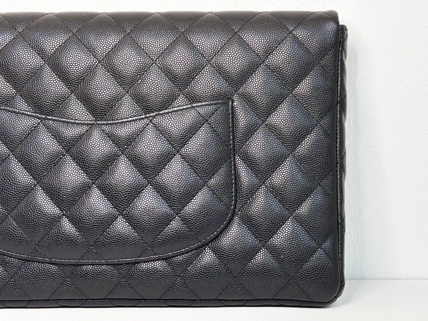Chanel Quilted Caviar Classic Clutch GHW Black 2683 holo card