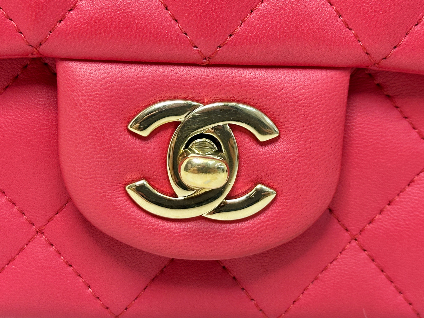 CHANEL Lambskin Quilted Mini Rectangular Flap Red 2491 holo card