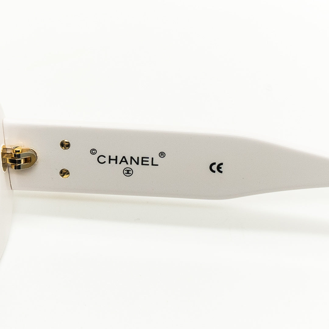 Chanel Oval Frame Vintage SunglasseS